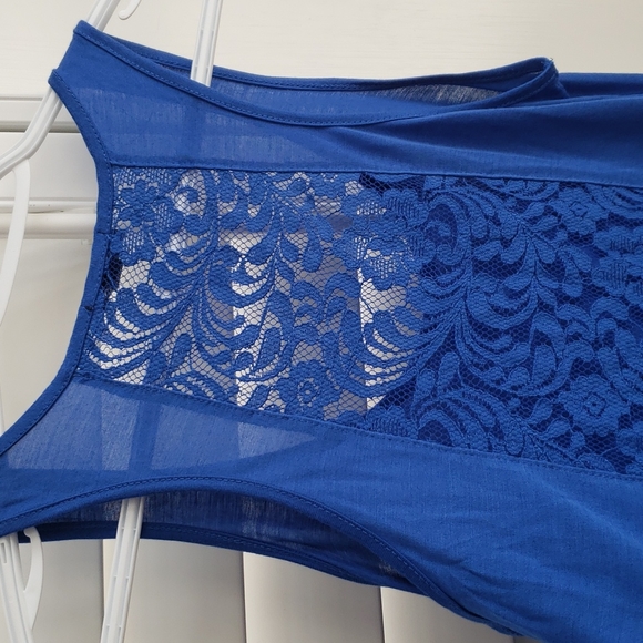 U2B Tank Top - Picture 3 of 6